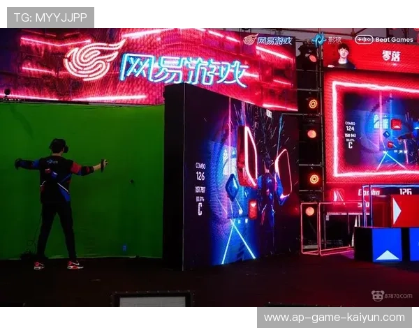 现代科技虚拟现实体育争霸，未来运动新风尚，虚拟现实技术给电竞赛事带来的创新